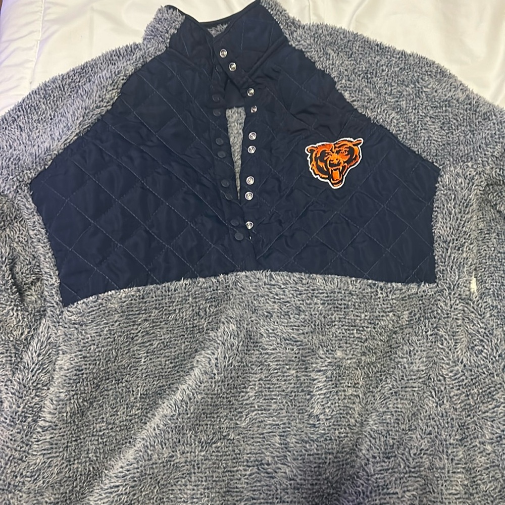 Bears sweater